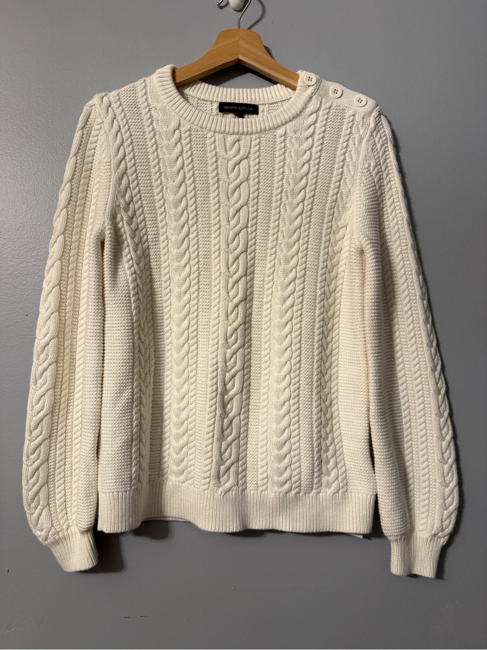 Banana Republic Cream Cable-Knit Crewneck Sweater with Shoulder Buttons NWT
